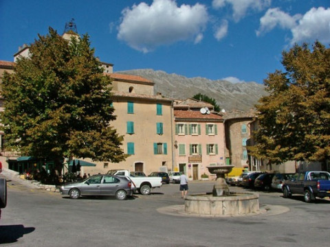 place le place