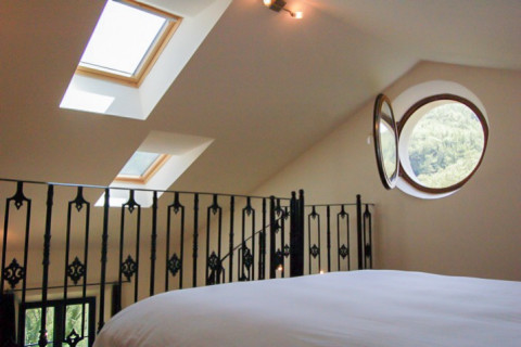 wolf suite