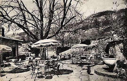 The courtyard, fountain and horse chestnut survive relatively unchanged.